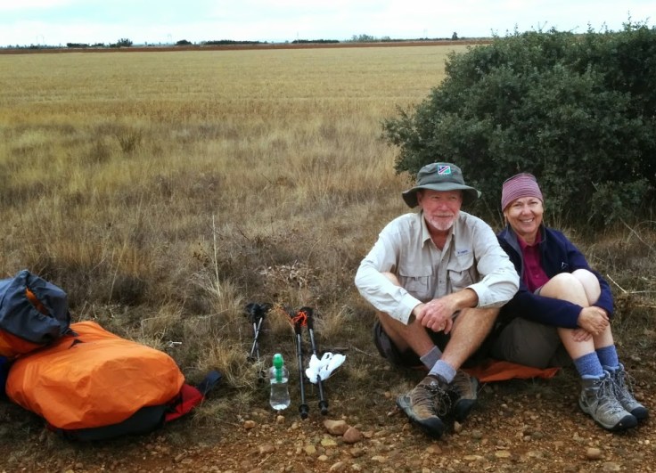 A Namibian couple stopping for lunch on the meseta